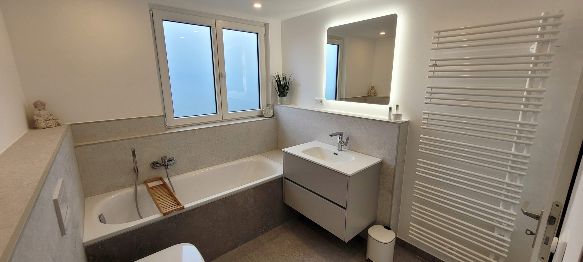 referenz modernes badezimmer 23