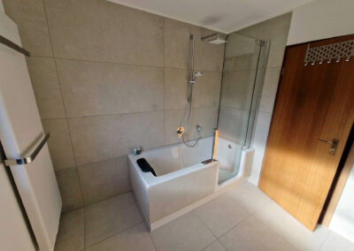 referenz modernes badezimmer 28